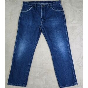 Wrangler Mens Blue Jeans 38x30 Straight Leg Medium Wash Western Workwear